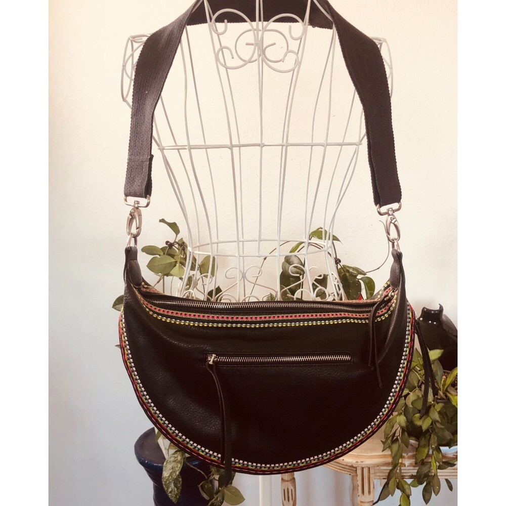 Desigual Raven Kuwait Half Moon Hobo Embroidered Shoulder Bag 23SAXP22